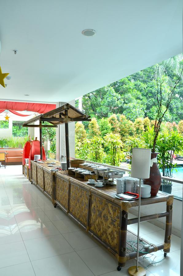 Grand Cakra Hotel
